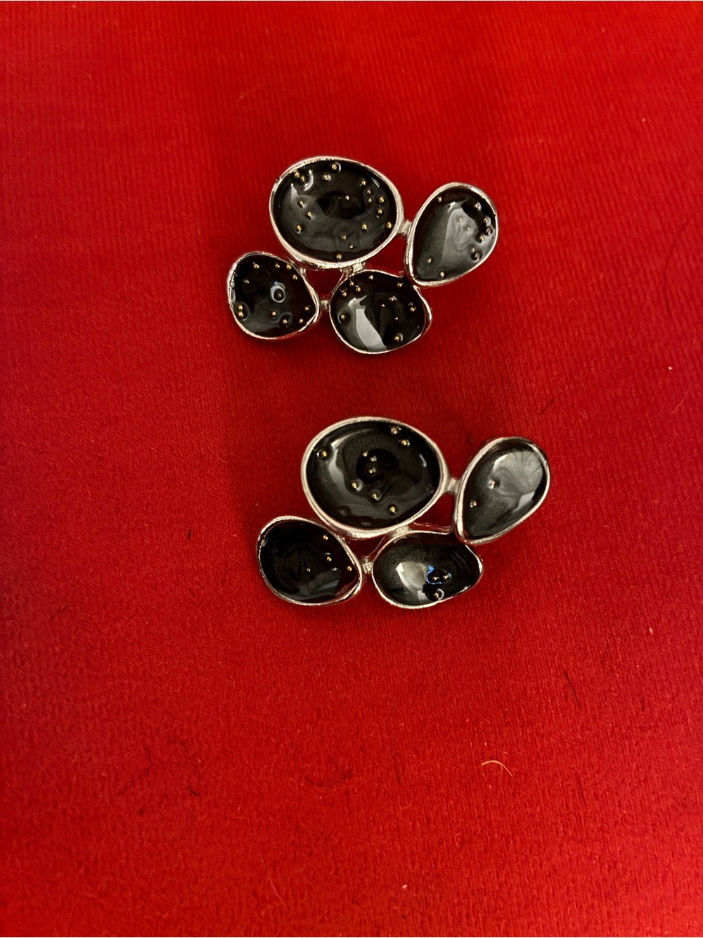 Black Petal Cluster Metal Earrings - Women's Jewelry
